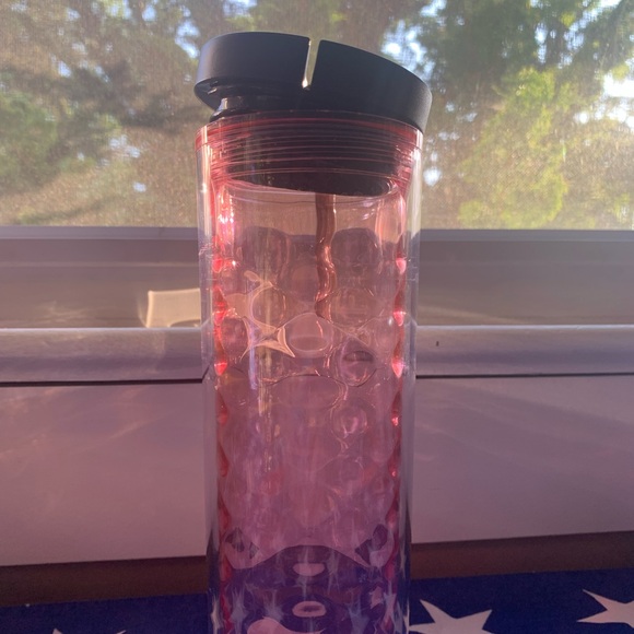 Starbucks 16 oz Pink Textured Tumbler with Black Lid - Picture 5 of 6